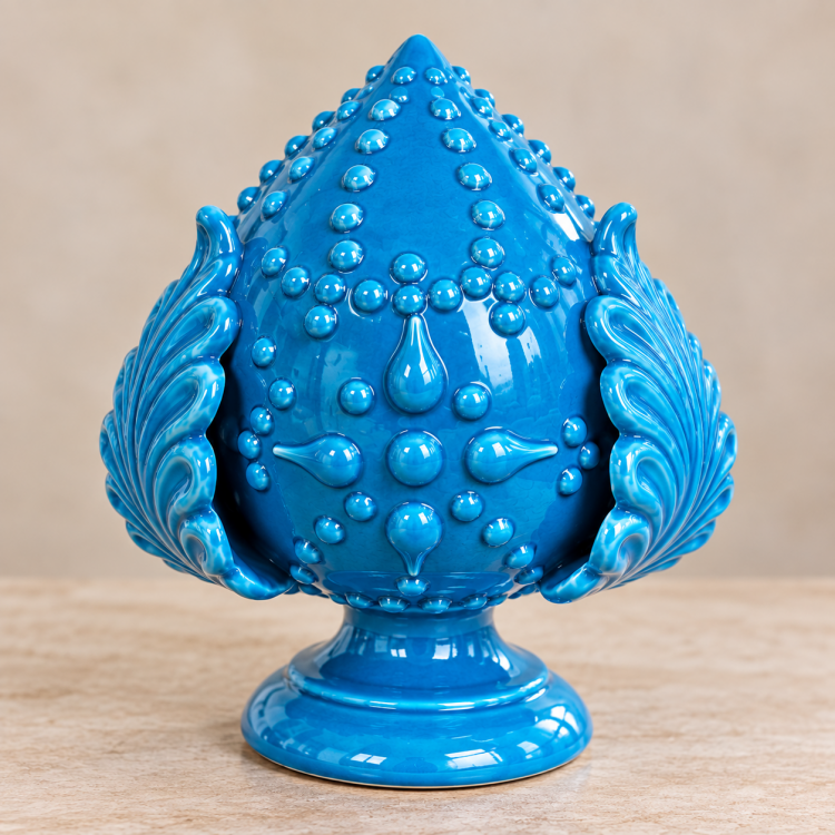 Pumo Pugliese in Ceramica Artigianale Blu – Decorazione in rilievo H. 20 cm
